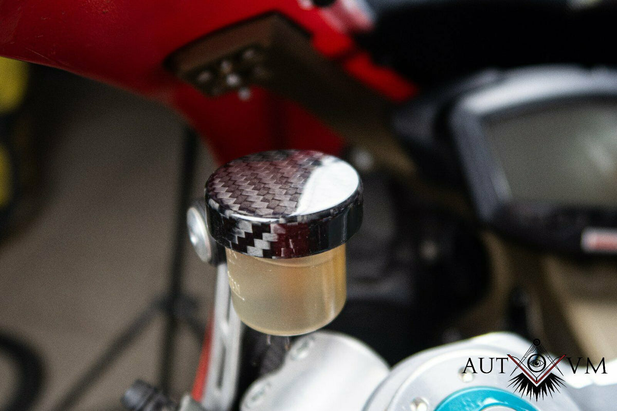 Carbon-Deckel für Brems- & Kupplungsbehälter – Ducati – weitere Ansicht 5