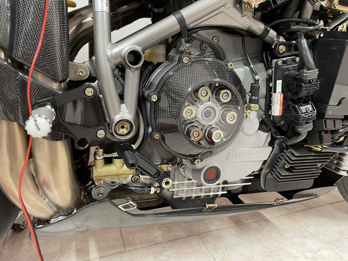 Carbon-Kupplungsdeckel mit Sichtfenster für Ducati – weitere Ansicht 3