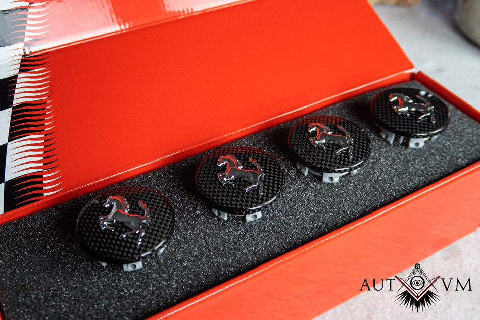 Carbon-Nabenkappen 55 mm für Ferrari – 4er-Set